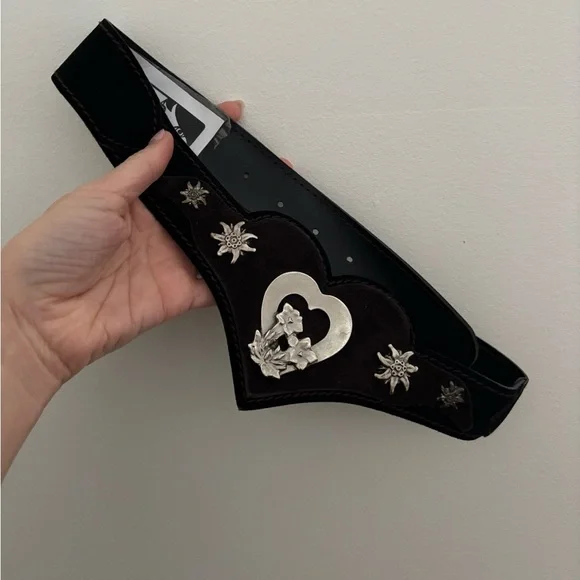 Unique Suede Belt with Silver Heart and Floral Detailing - Picture 2 of 4
